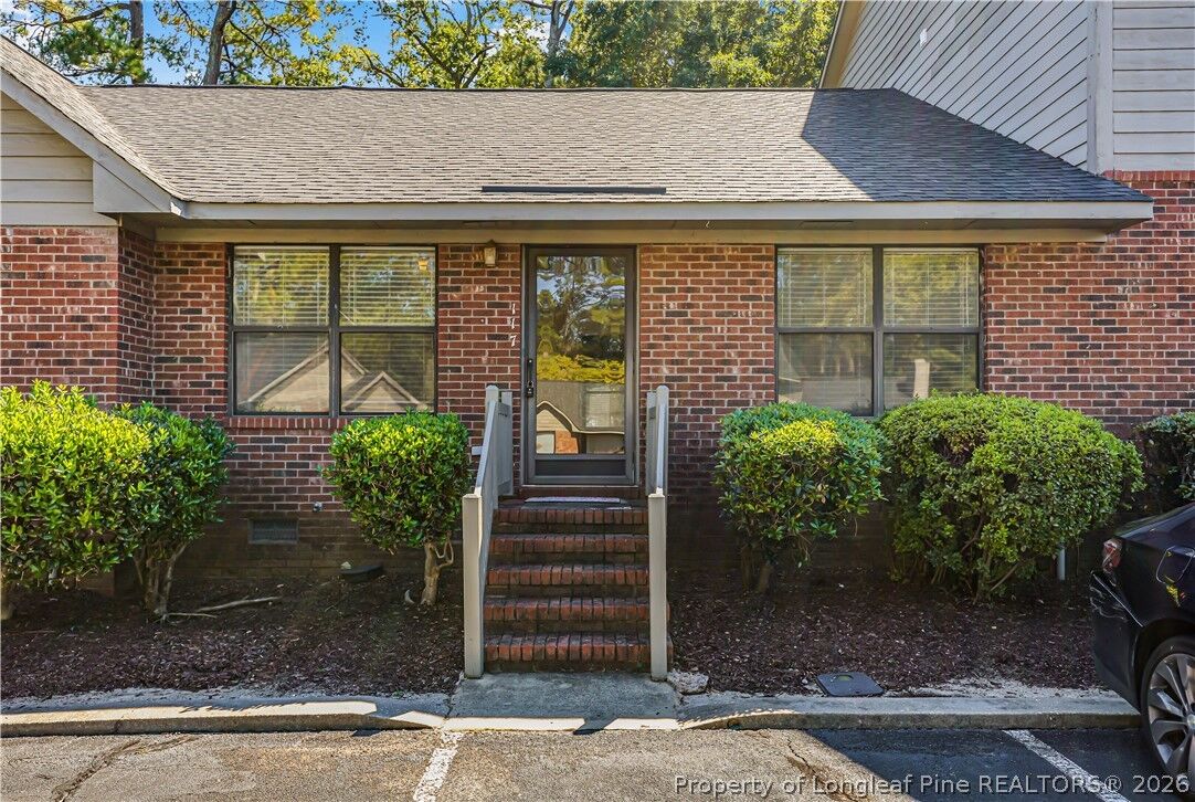 Property Photo:  117 Villa Drive  NC 28311 