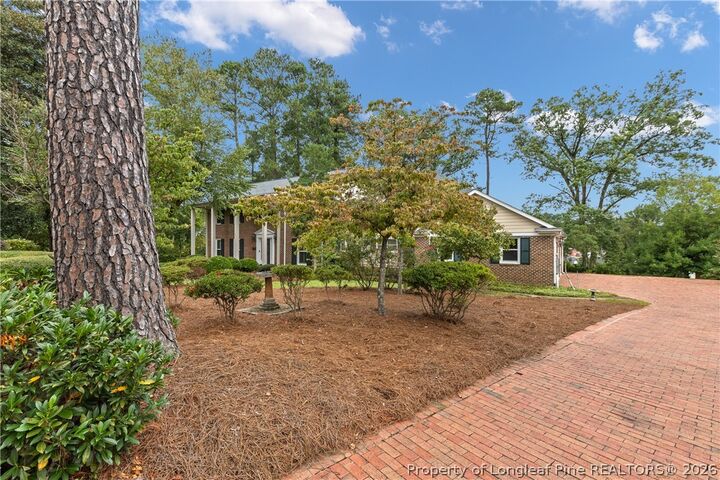 Property Photo:  2728 Bennington Road  NC 28303 
