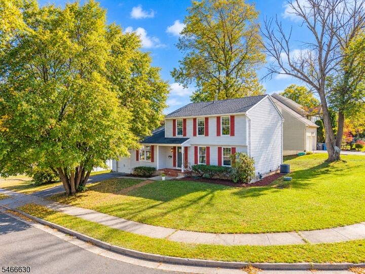 Property Photo:  32 Smith St  NJ 08840 
