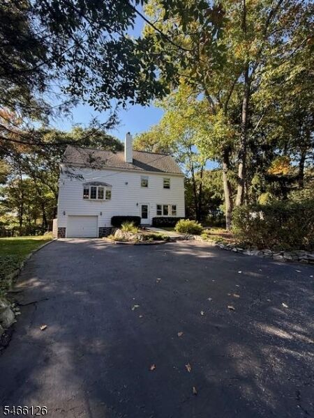 Property Photo:  27 Hewitt Aka Garwood Rd  NJ 07421 