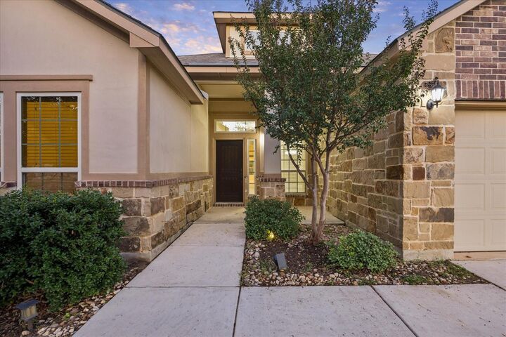 Property Photo:  320 Ballad Bluffs  TX 78070 