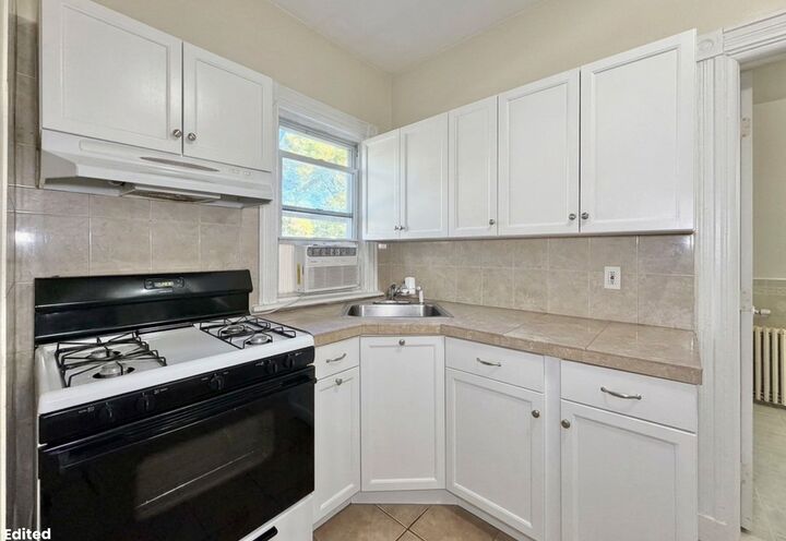 Property Photo:  62 Booraem Ave No. 3  NJ 07307 