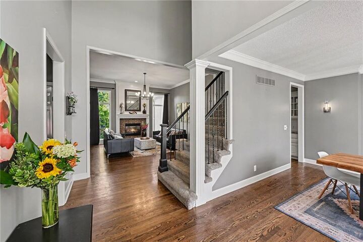 Property Photo: 8121 Parkview Drive MO 64152