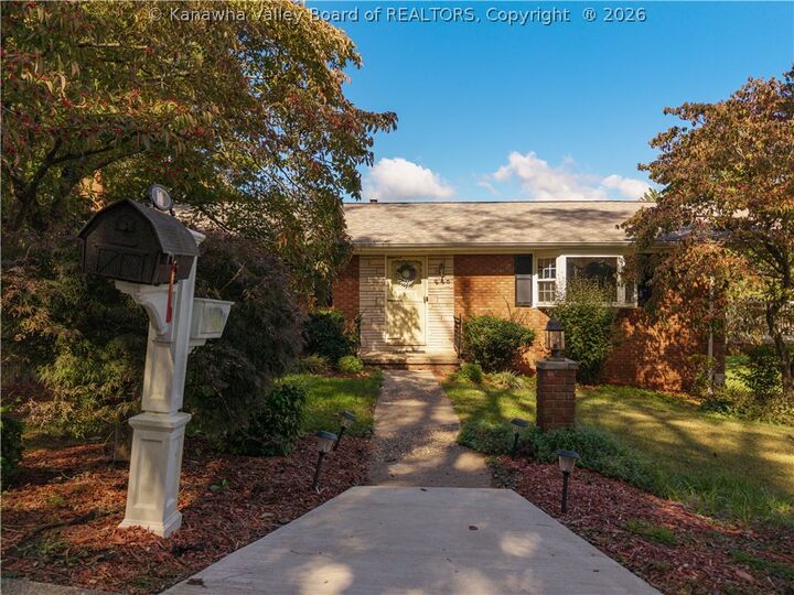 Property Photo:  220 Pinewood Drive  WV 25526 
