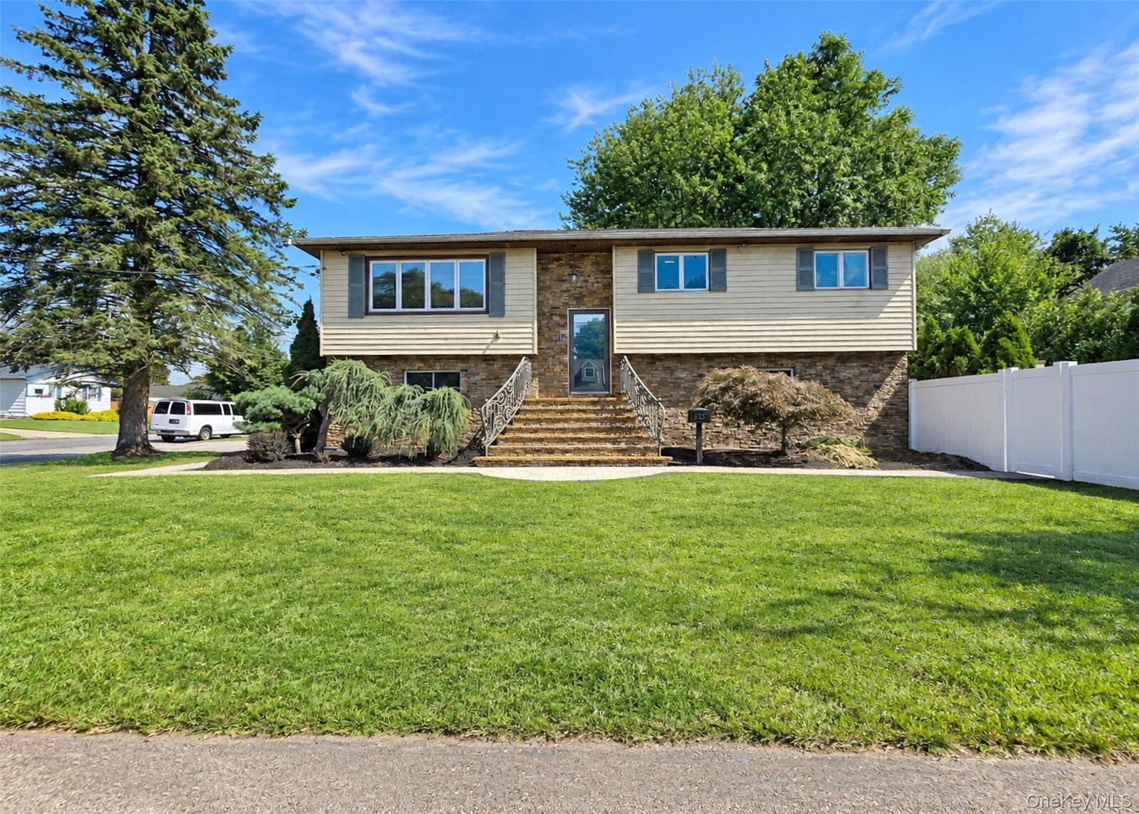 Property Photo: 685 Carlls Path NY 11729