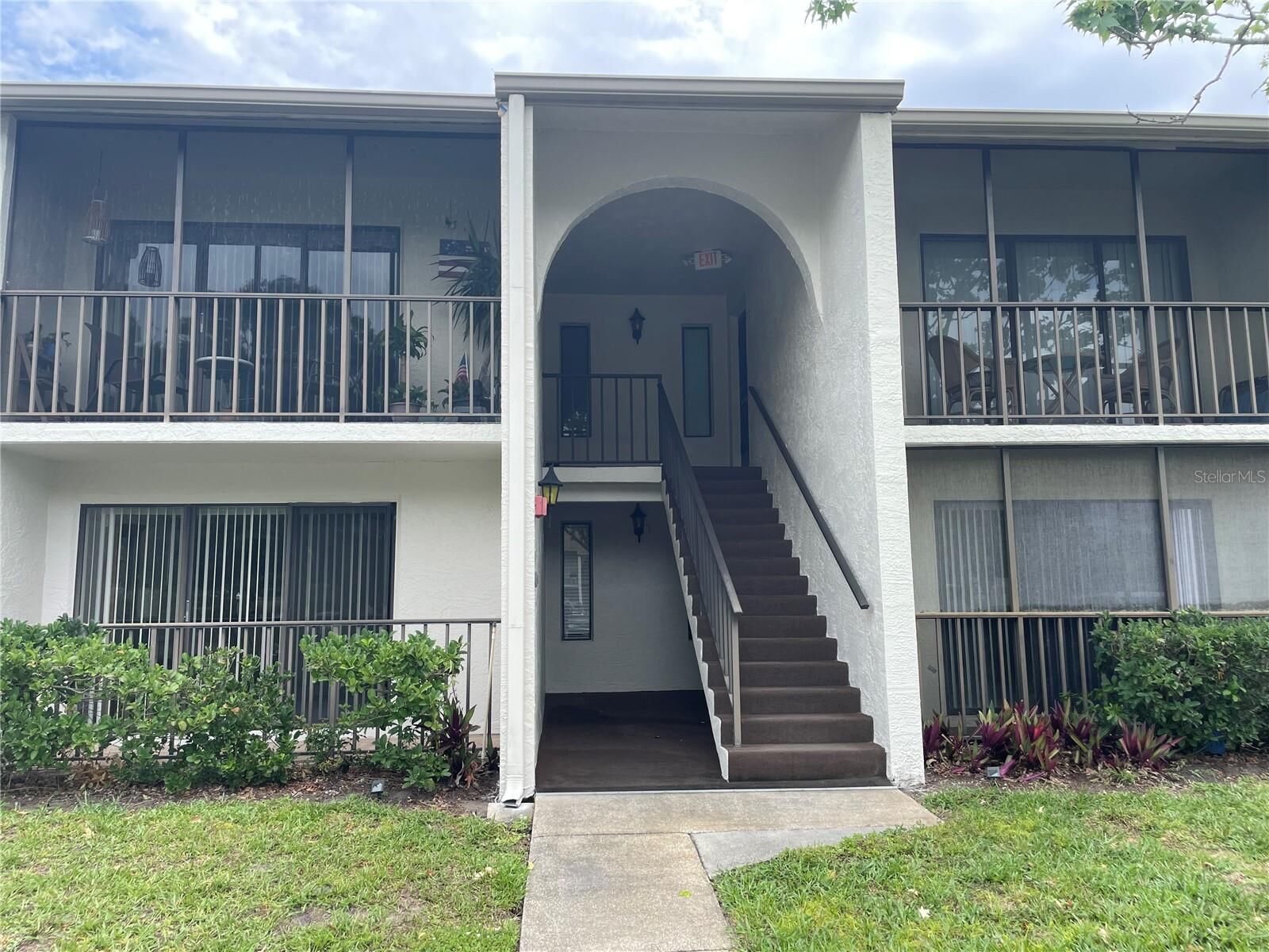 Property Photo:  2642 Pine Ridge Way S D1  FL 34684 