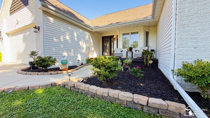 Property Photo:  4900 Evergreen Drive  MI 48161 
