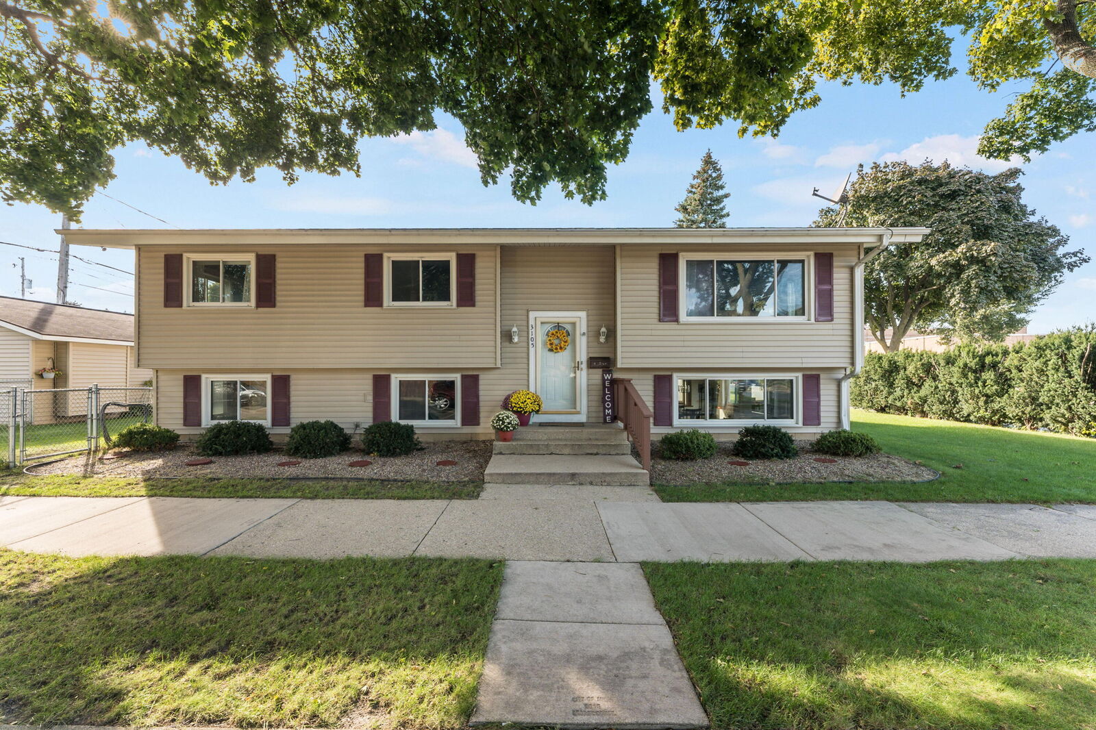Property Photo:  3105 S 23rd St  WI 53215 