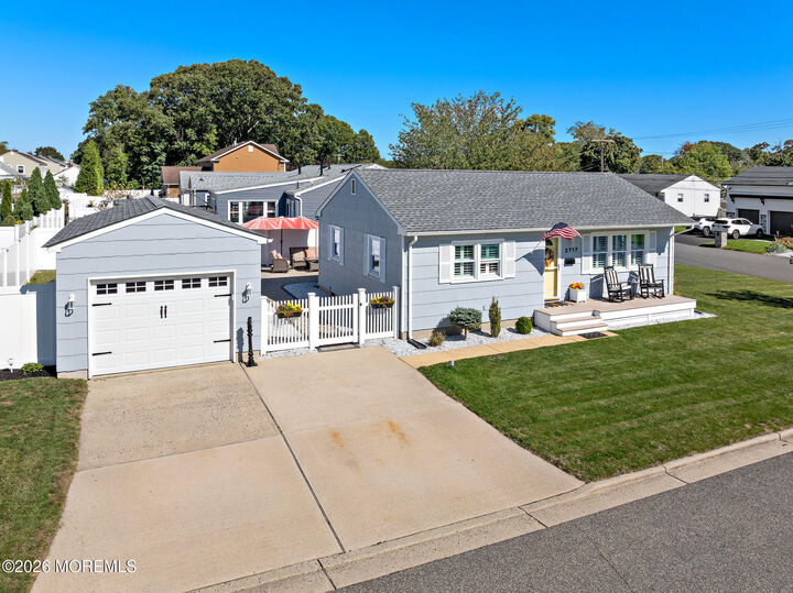 Property Photo:  2717 Shady Glen Avenue  NJ 08742 