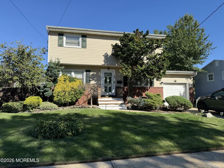 Property Photo:  42 Dartmouth Drive  NJ 07730 