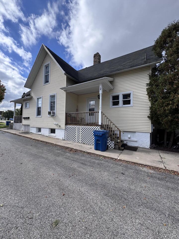 Property Photo:  62 Filer Street  MI 49660 
