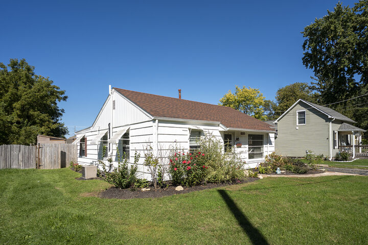 Property Photo: 306 W Dearborn Street IL 60545