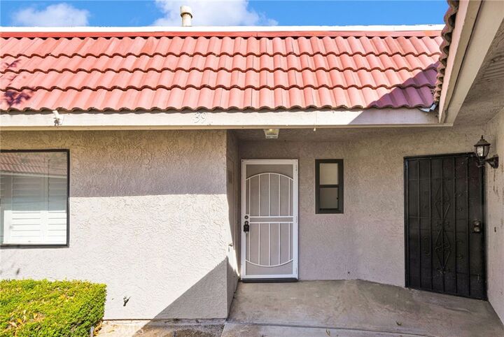 Property Photo:  27535 Lakeview 39  CA 92342 