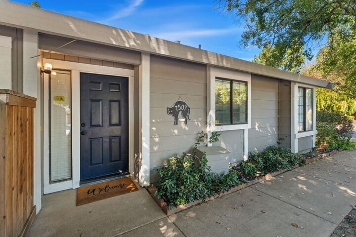 Property Photo: 7507 Deltawind Drive CA 95831