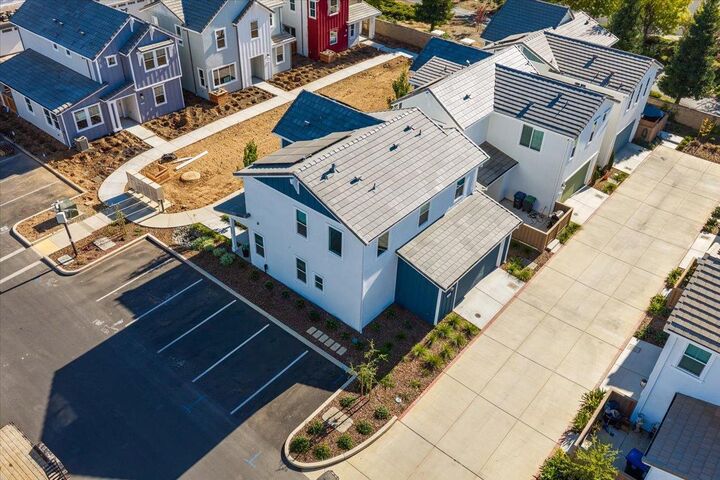 Property Photo: 10831 Windrow Way CA 95670