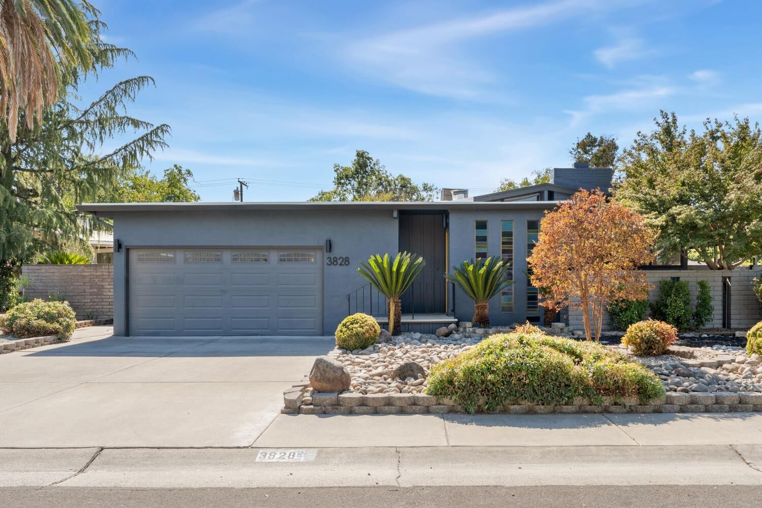 Property Photo: 3828 Sunnyvale Avenue CA 95821