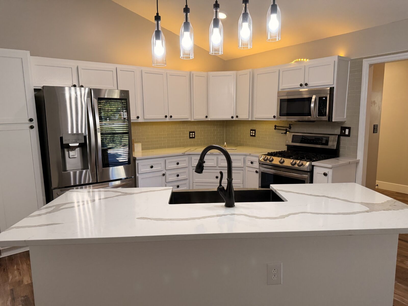 Property Photo: 131 Vannoak Dr TN 37043