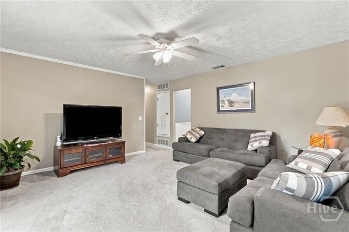 Property Photo:  611 Leaning Oaks Drive  GA 31410 
