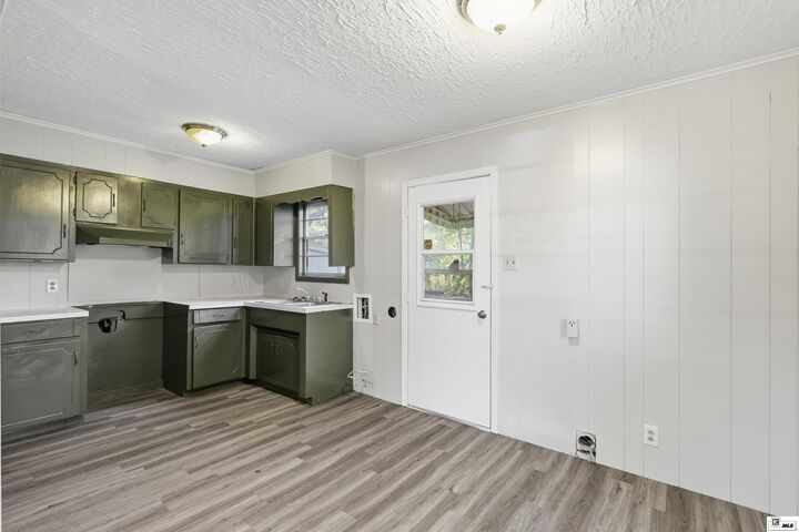 Property Photo: 103 Carver Street LA 71269