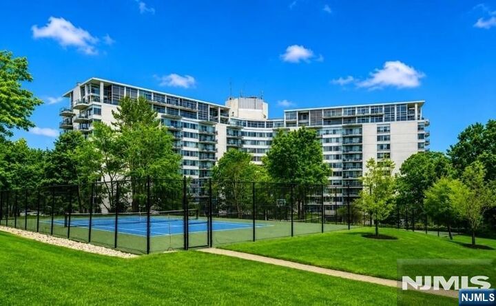 Property Photo:  1 Claridge Drive 114  NJ 07044 