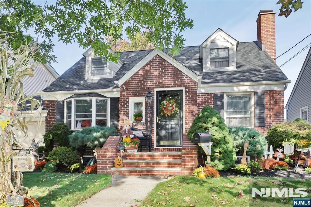 Property Photo:  53 Forest Street  NJ 07031 