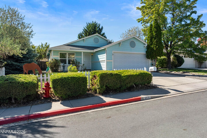 Property Photo: 6830 Sonterra Lane NV 89523