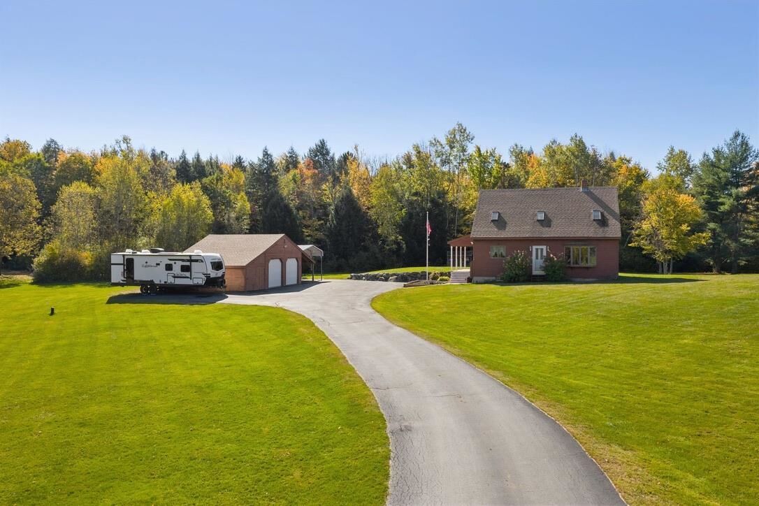 Property Photo:  110 Bascom Road  NH 03773 