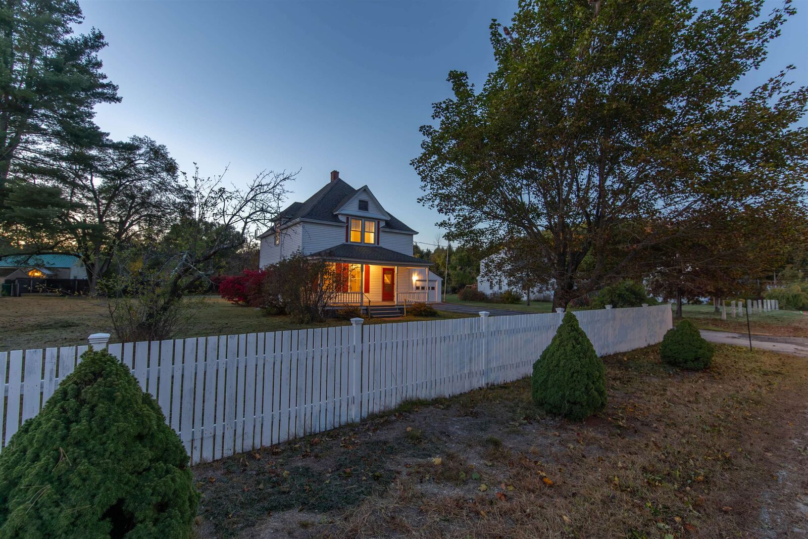 Property Photo:  35 Deer Hill Road  NH 03817 
