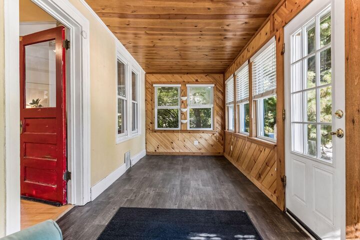 Property Photo:  5124 45th Avenue S  MN 55417 