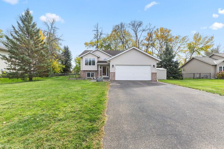Property Photo:  205 Carissa Lane SW  MN 55376 