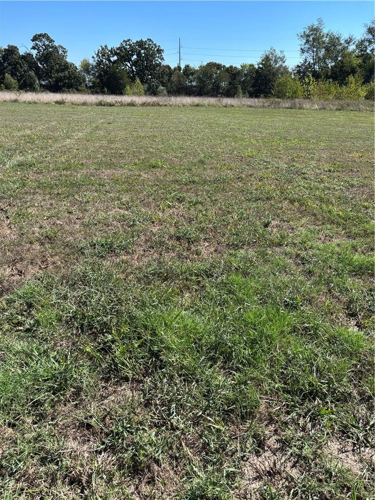 Property Photo: 14283 N Vaughn AR 72713