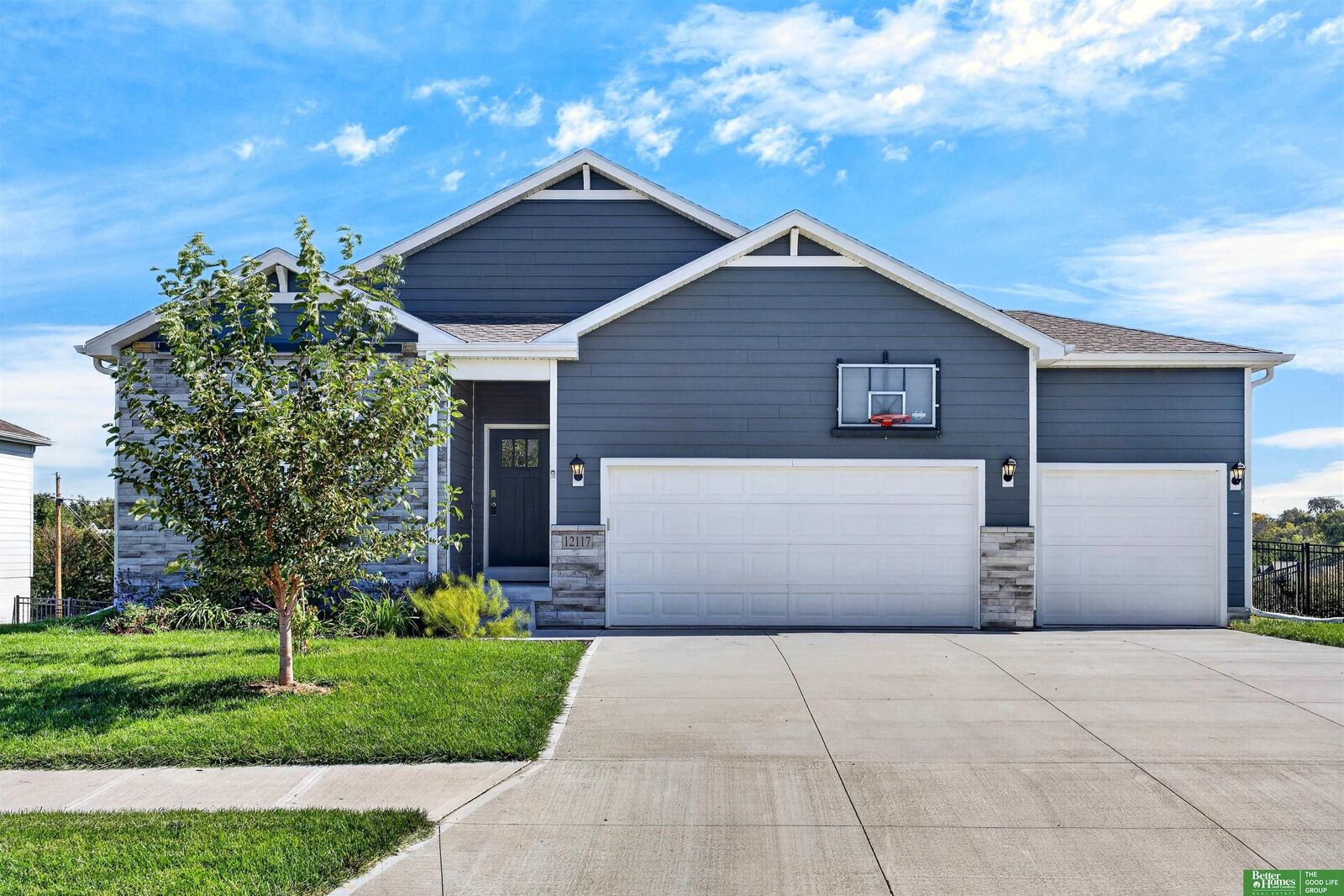 Property Photo:  12117 S 204th Avenue  NE 68028 