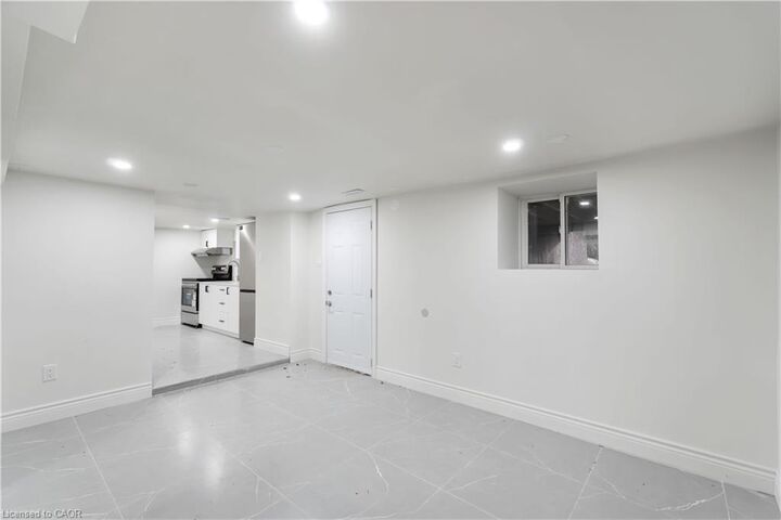 Property Photo:  18 Mountain Street 3  ON L3M 3J8 