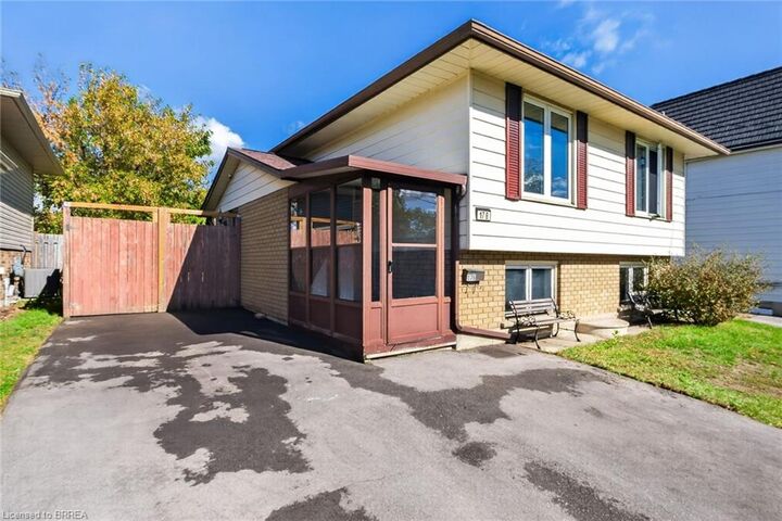 Property Photo: 17B Emilie Street ON N3S 1S5