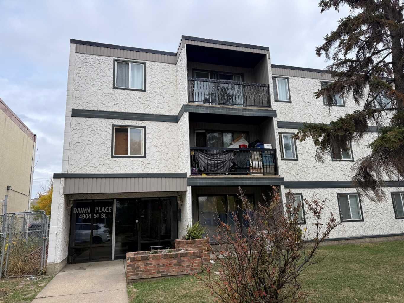 Property Photo:  4904 54 Street 202  AB T4N 2G8 