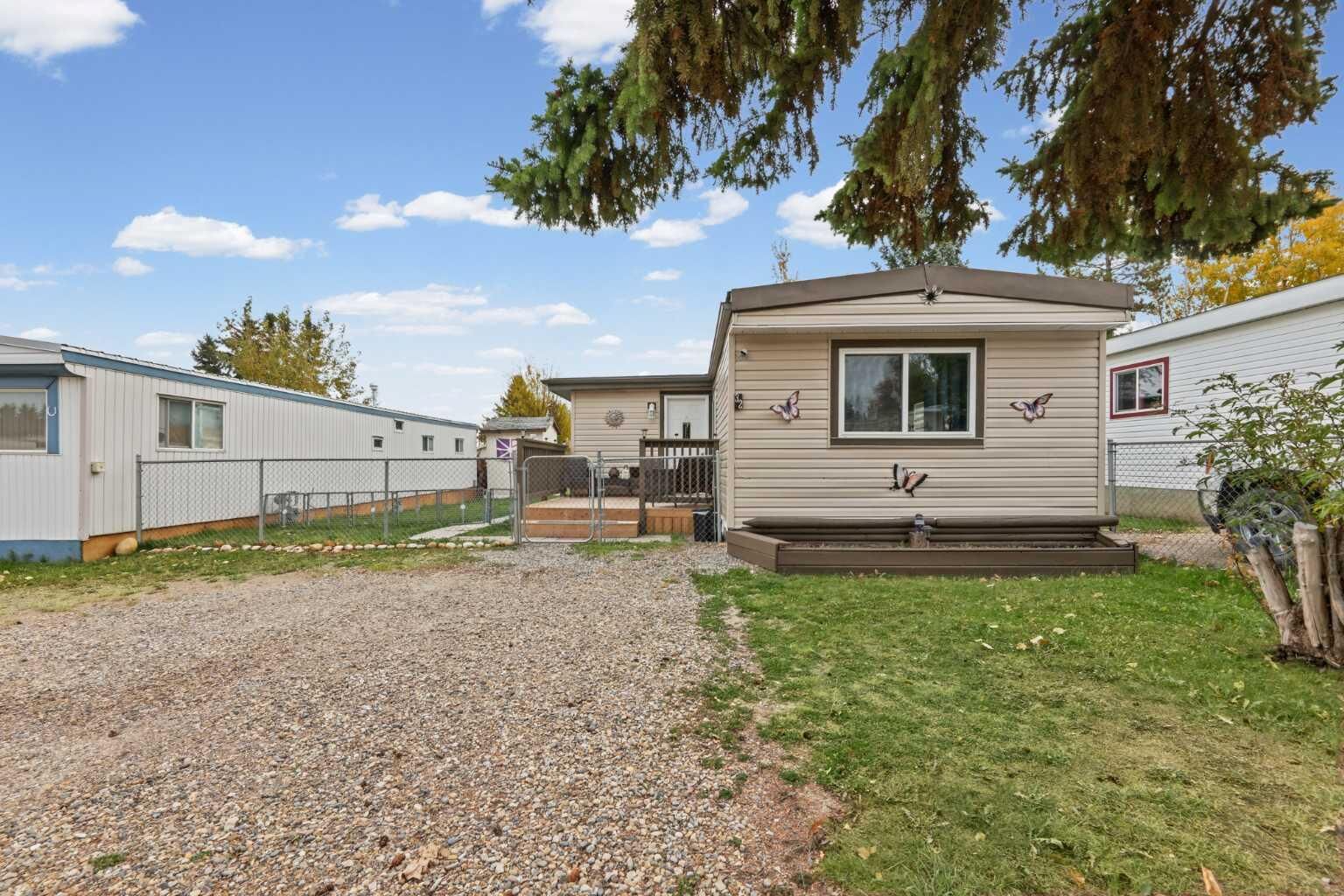 Property Photo:  1190 15 Avenue 32  AB T0M 0W0 
