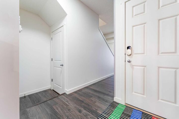 Property Photo:  249 Copperpond Landing SE  AB T2Z 1G6 