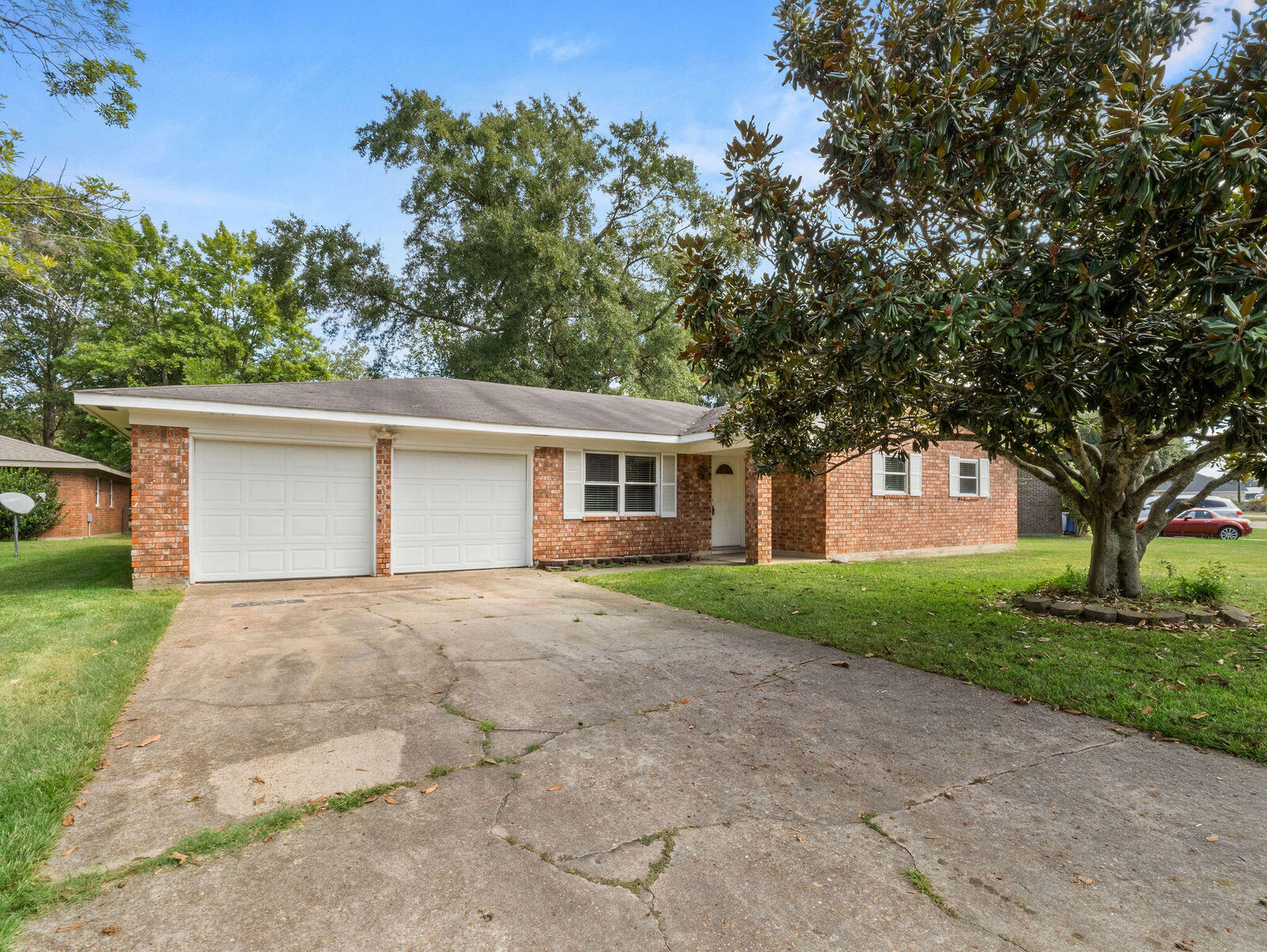 Property Photo:  802 Meadowbrook  LA 70634 