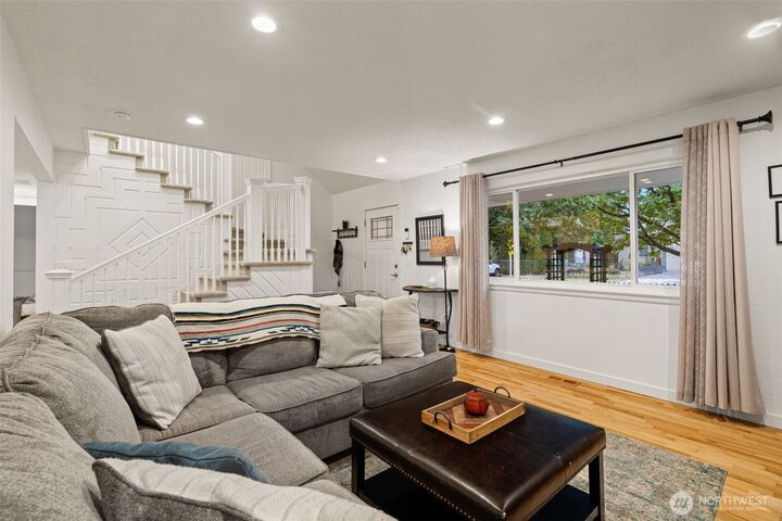 Property Photo:  710  141st Street S  WA 98444 