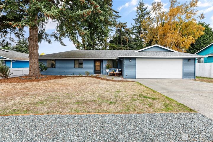 Property Photo:  2712  Sun Vista Circle  WA 98236 