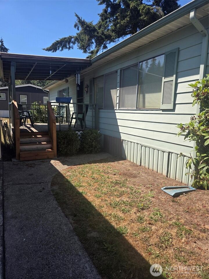 Property Photo:  8506  144th Avenue NE 41  WA 98372 
