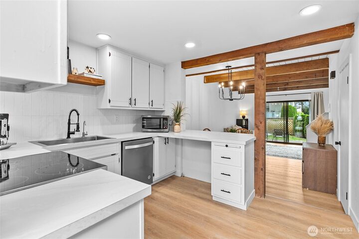 Property Photo:  7650  Birch Bay Drive H1  WA 98230 