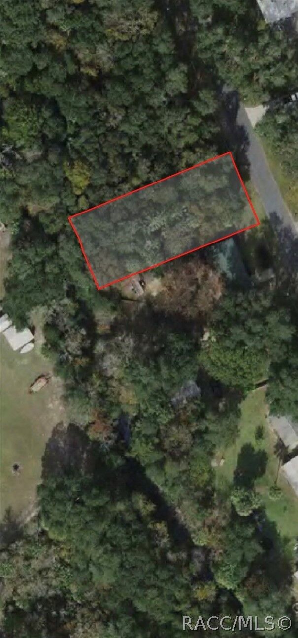 Property Photo:  368 N Robin Hood Road  FL 34450 