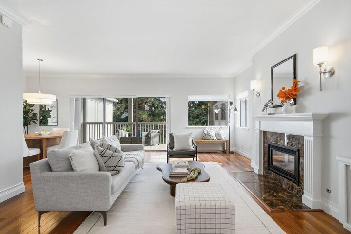 Property Photo:  1318 Woodside Road  CA 94061 