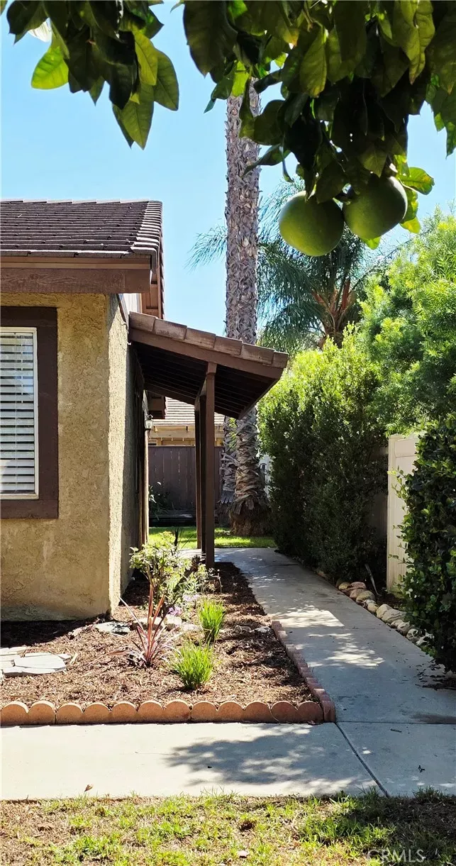 Property Photo:  23512 Lampara Drive  CA 91355 