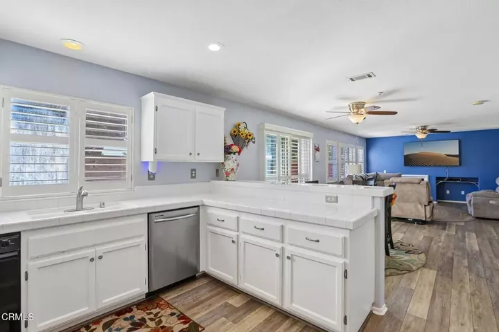 Property Photo:  2010 Del Rey Place  CA 93030 