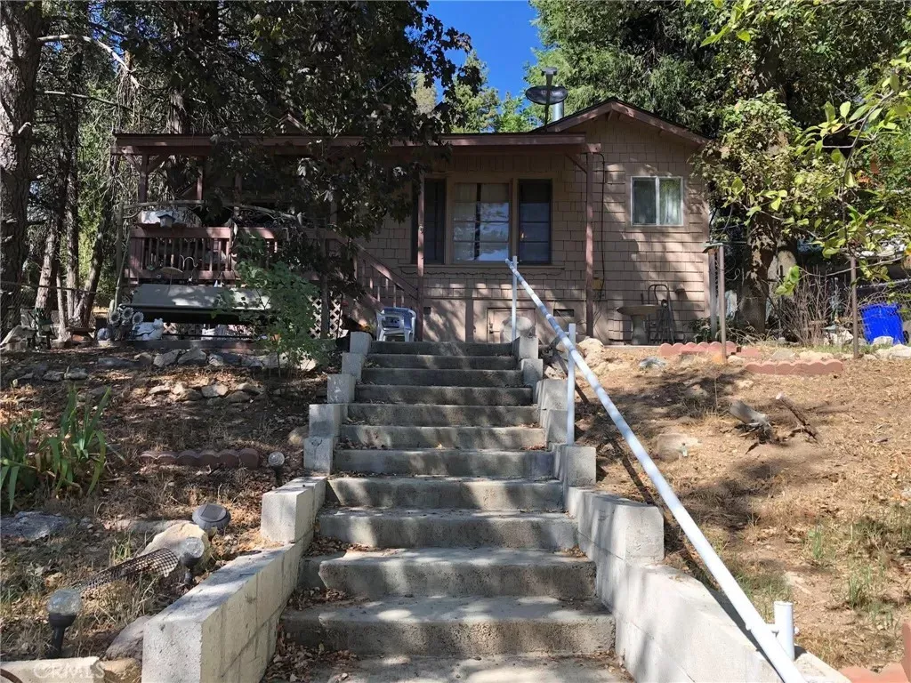 Property Photo:  23792 Springwater  CA 92325 