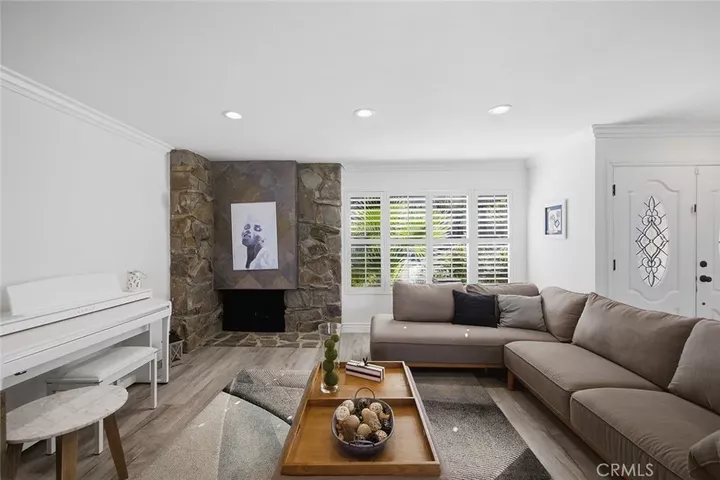 Property Photo:  239 Triangle Street  CA 91360 