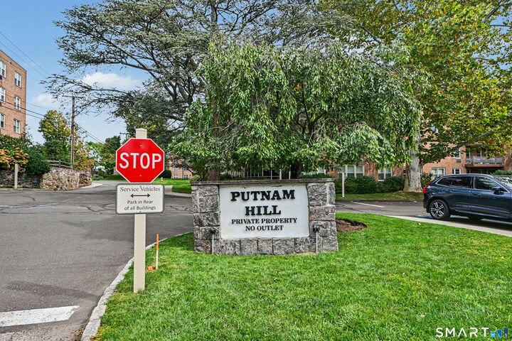 Property Photo: 3 Putnum Hill Road 1K CT 06830
