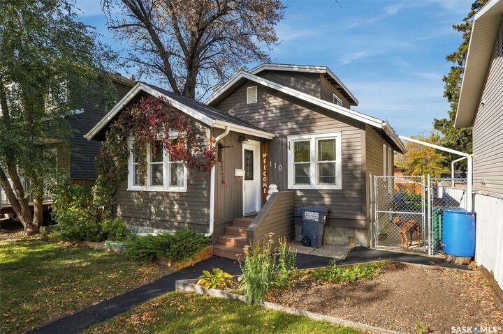 Property Photo:  110 109th Street W  SK S7N 1R2 